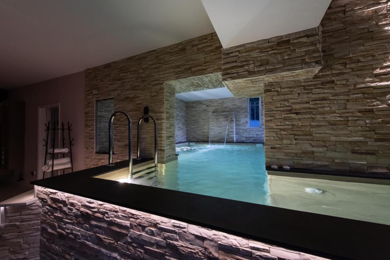 Villa Mairi - 2 Private Pools & Game Room Near Athens Salamís Eksteriør bilde